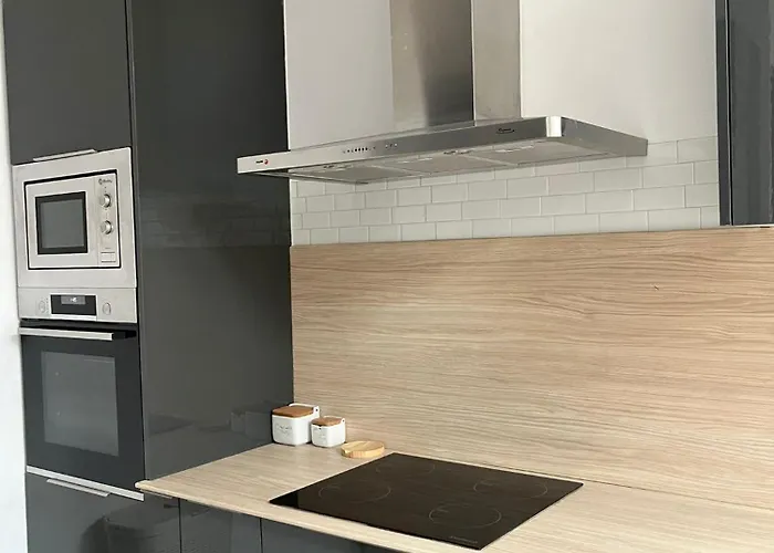 Casa Centrica En 펜션 레우스